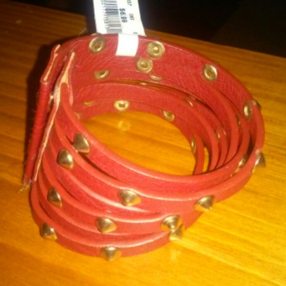 Red gold studded bracelet