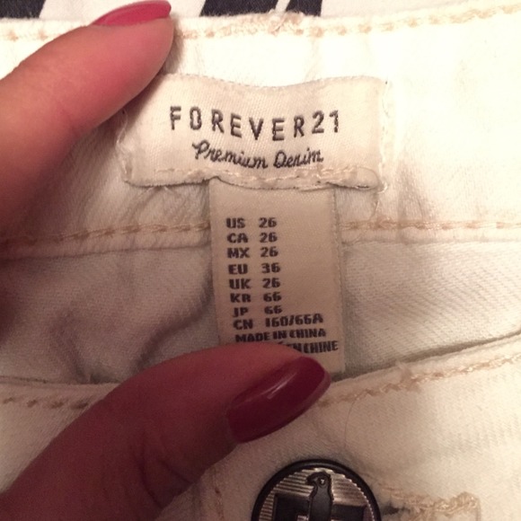 White ripped forever 21 skinny jeans - Picture 2 of 3