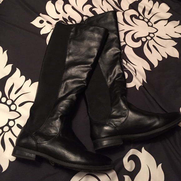 Black forever 21 boots