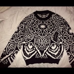 Akira black and white ,warm and thick sweater