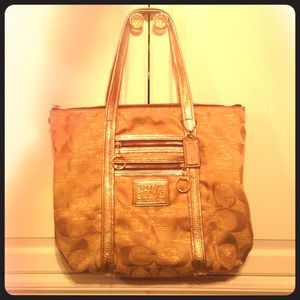 Authentic Gold Coach Poppy Bag