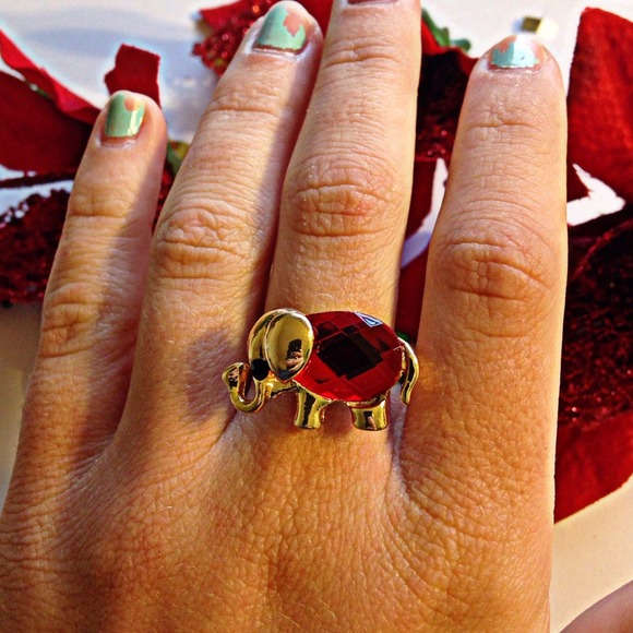 ❗️🚫SOLD❗️Ruby's Entrancing Elephant Ring - Picture 2 of 2