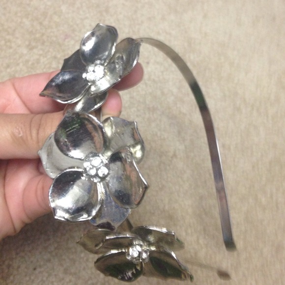 Bebe Hairband