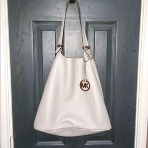 Reduced! Michael Kors Colgate Grab Bag Pearl Gray