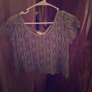 Short sleeve sweater
