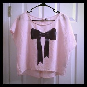 Cropped bow shirt