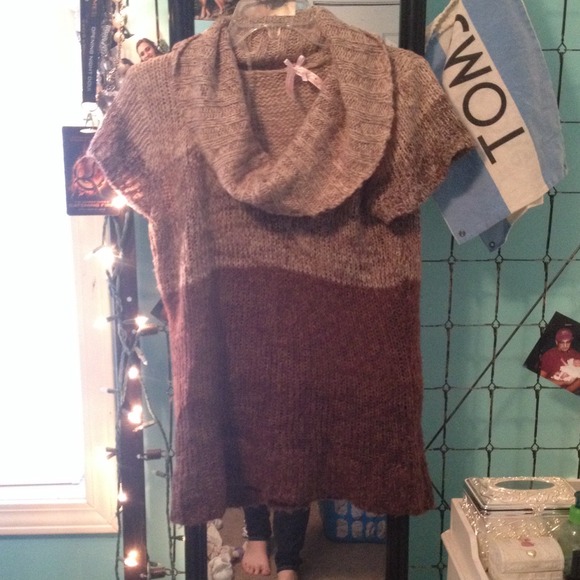 brown sweater
