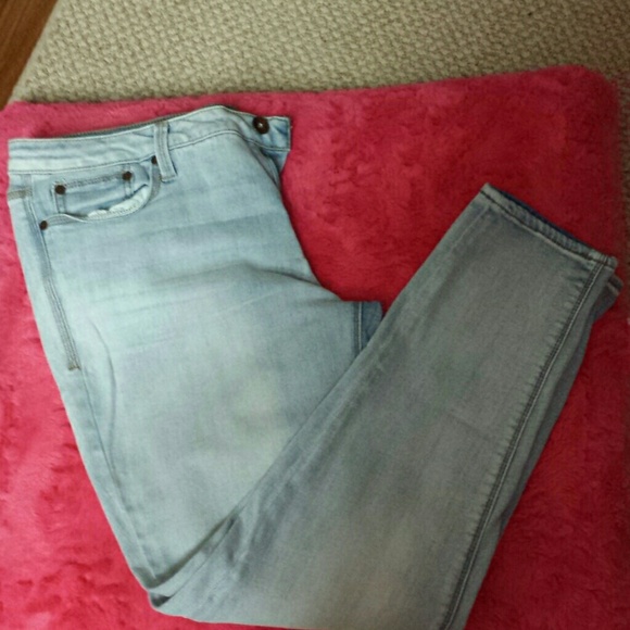 Skinny ankle high stretch denim