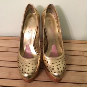 Gold 4 inch Pumps!