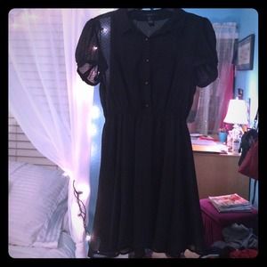 Black synch waiste, staunch sleeve dress.