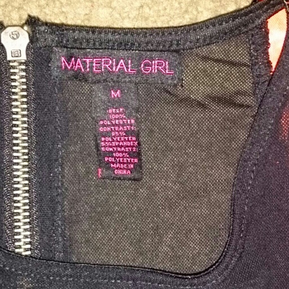 Peplum dress with mesh sweetheart neckline! - Picture 2 of 3