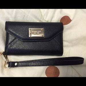 Michael Kors mini wallet