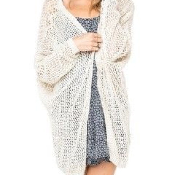 Moselle cardigan as seen on kylie jenner - Picture 3 of 3