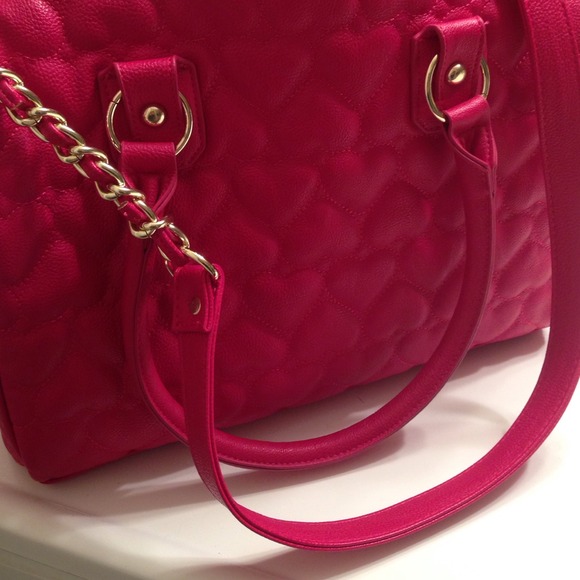 Betsey Johnson Large Heart Bag - Picture 3 of 4