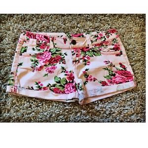 FLOWER SHORTS 🌸