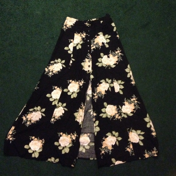 Vintage 90's open-front midi skirt