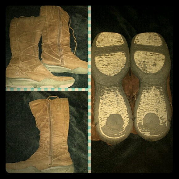 Airwalk Knee High Boots Size 10