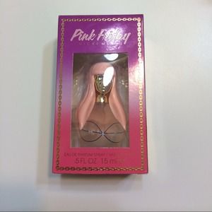 🎀 Nicki Minaj perfume