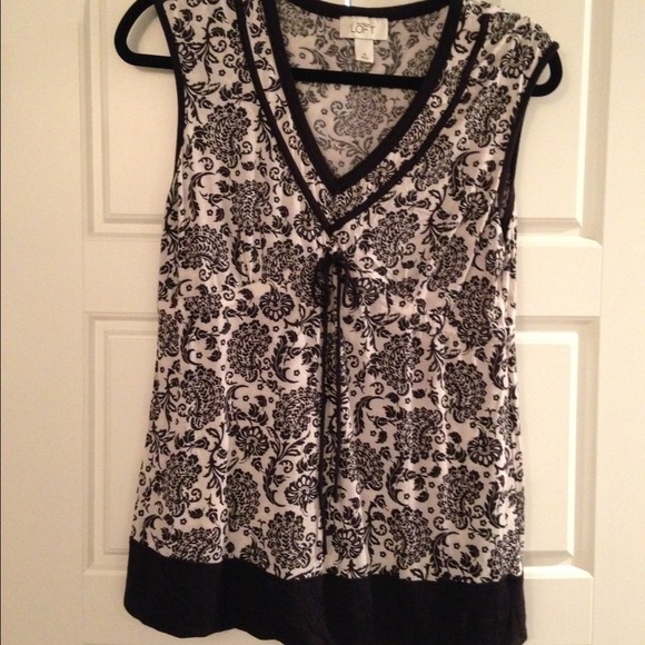 LOFT Black and White Top