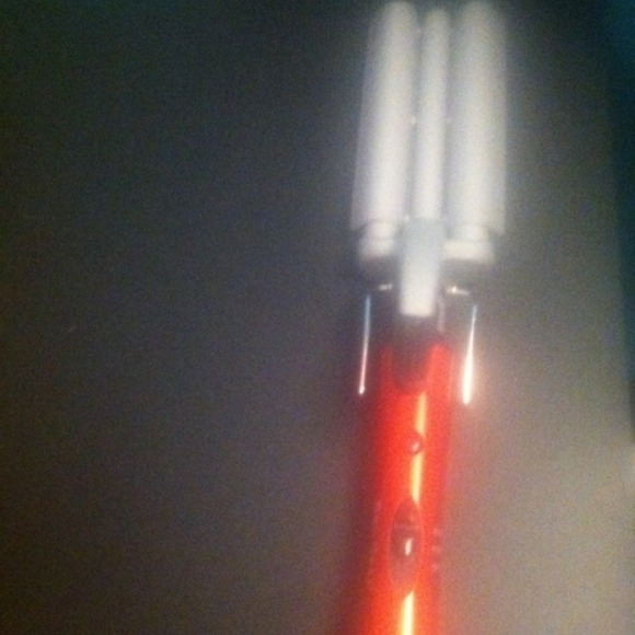 Bed head crimper iron