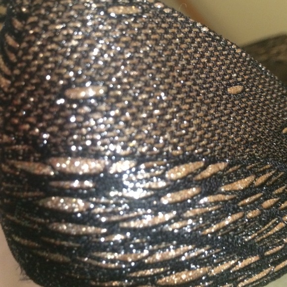 Sparkle and lace pretty heels - Picture 3 of 3