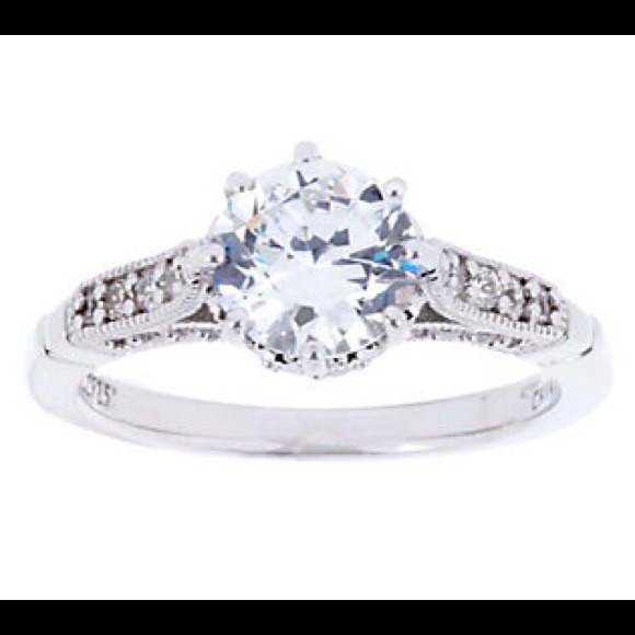 Sold *** Diamonique Diamond Solitaire 💎