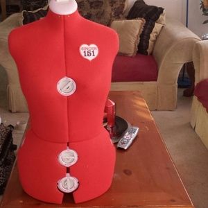 Adjustable  mannequin