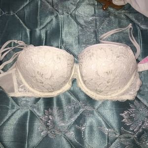 White Vs pink bra 32D