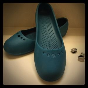 Teal CROCS ballet flats, sz7