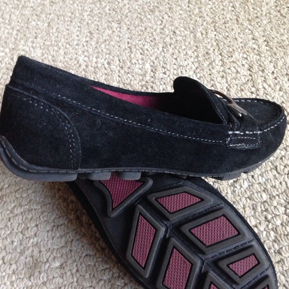Cynthia Rowley Shoes Black Suede Driving Moccasins Cynthia Rowley Shoes Black Suede Driving Moccasins