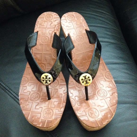 Tory burch wedge sandals