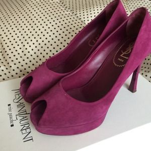 SOLD!! HP!!!! YSL Palais Pump in Cerise/Magenta