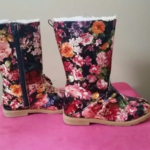 Little girl Floral boots