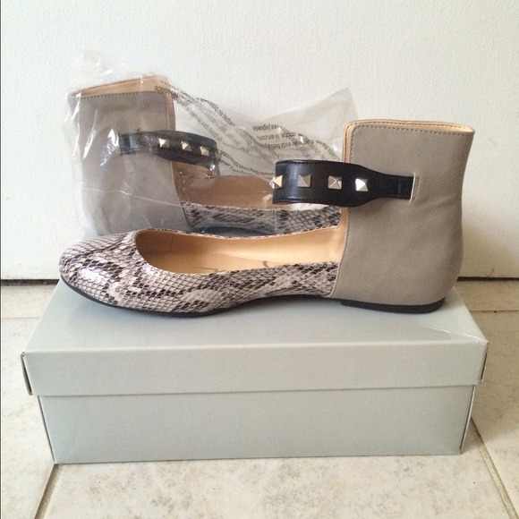 Jessica Simpson shoes