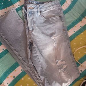 American Eagle light wash destroyed skinny jeans