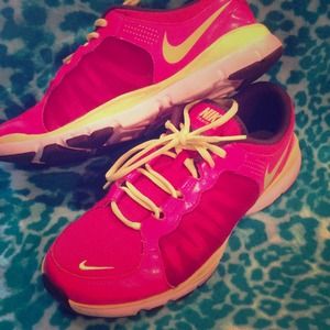 Ladies' Nike Flex TR2 hot pink/neon green 10.5
