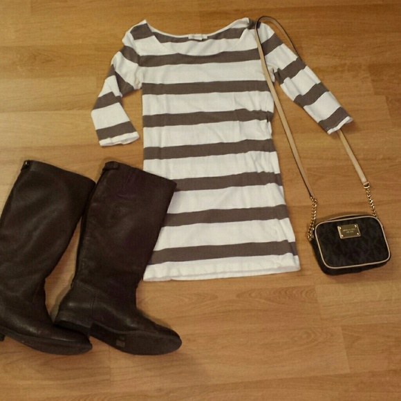 Forever 21 Dresses & Skirts - Forever 21 Striped dress