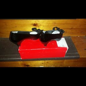 Charles Jourdan Paris women shoes size 7B