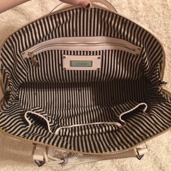 ***SOLD ON EBAY*** L.A.M.B. Verona tote - Picture 3 of 4