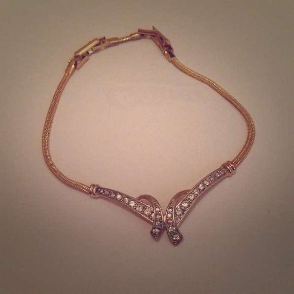 Mary Kay bracelet. Peice 2 of 3 piece set. - Picture 1 of 3