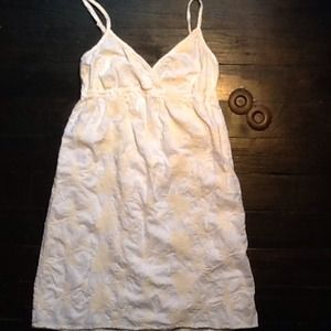 Beautifully crafted Mossimo cotton dress