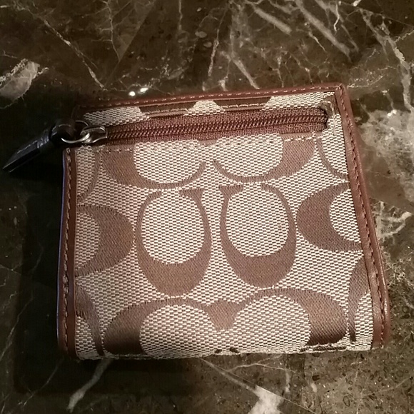 Wallet - Picture 2 of 4