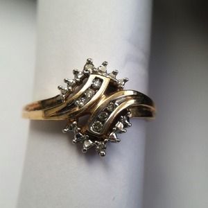 real diamond gold ring  10k