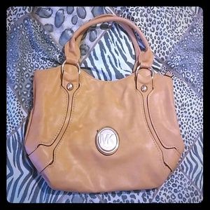 MK camel purse