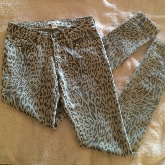 Leopard print jeans