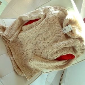 Oversize cream sweater new 🏮