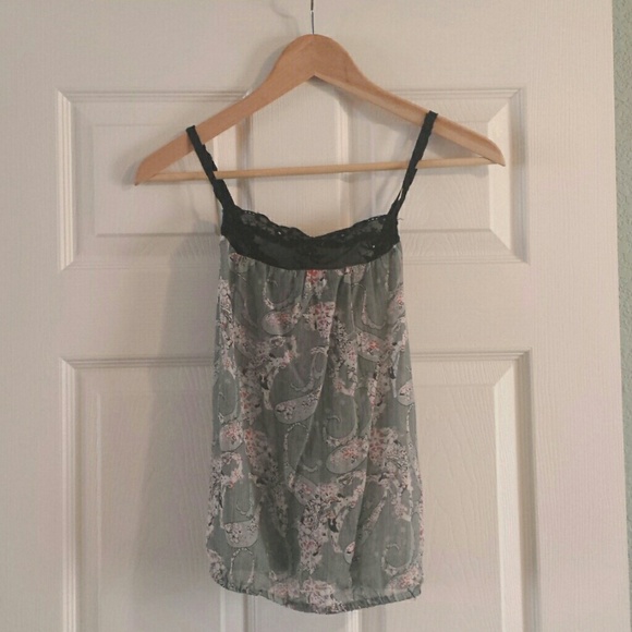 Free People floral tank with black lace trim