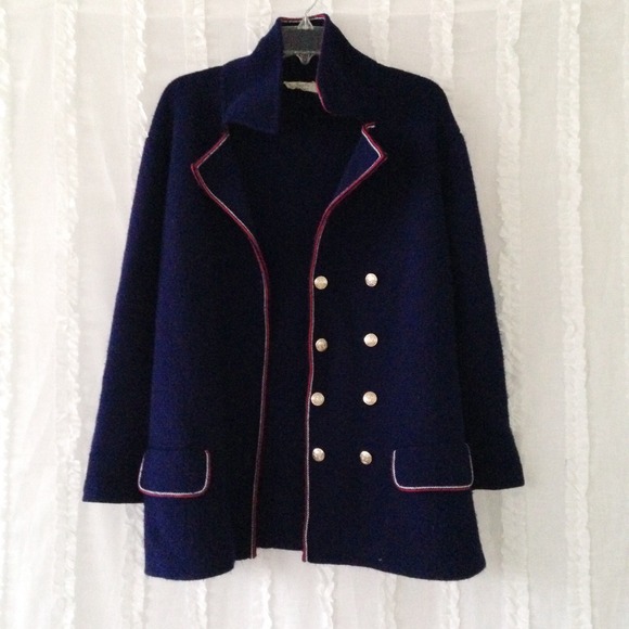 Vintage Outerwear - 🎉HP:Vtg Military Style Peacoat w/ Gold Details🎉