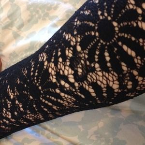 Black Daisy Lace Leggings