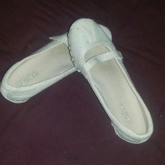 These are Skecher dress shoe